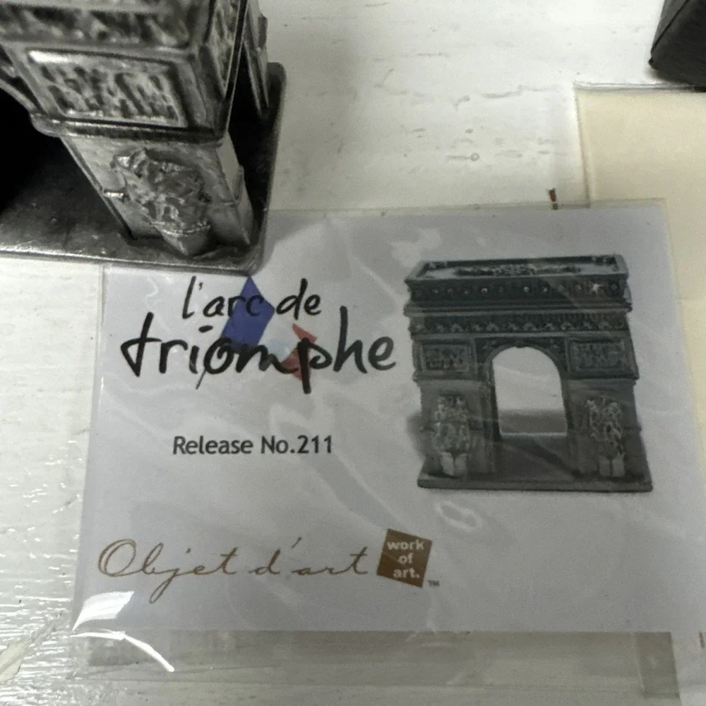 N/A object art